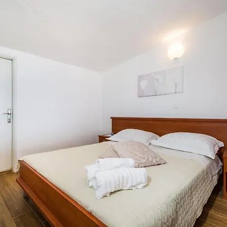 Apartamento Lavdara 435b